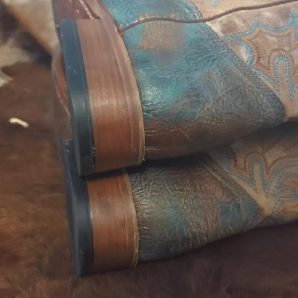 BOULET Boots #4071 mens 9E cowboy boots distressed Tan/Turqueza square toe EUC